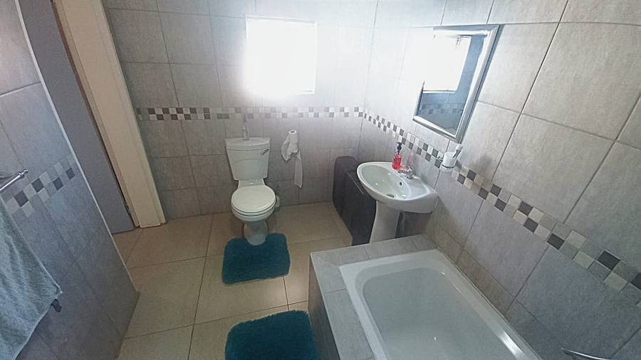 4 Bedroom Property for Sale in Fauna Free State